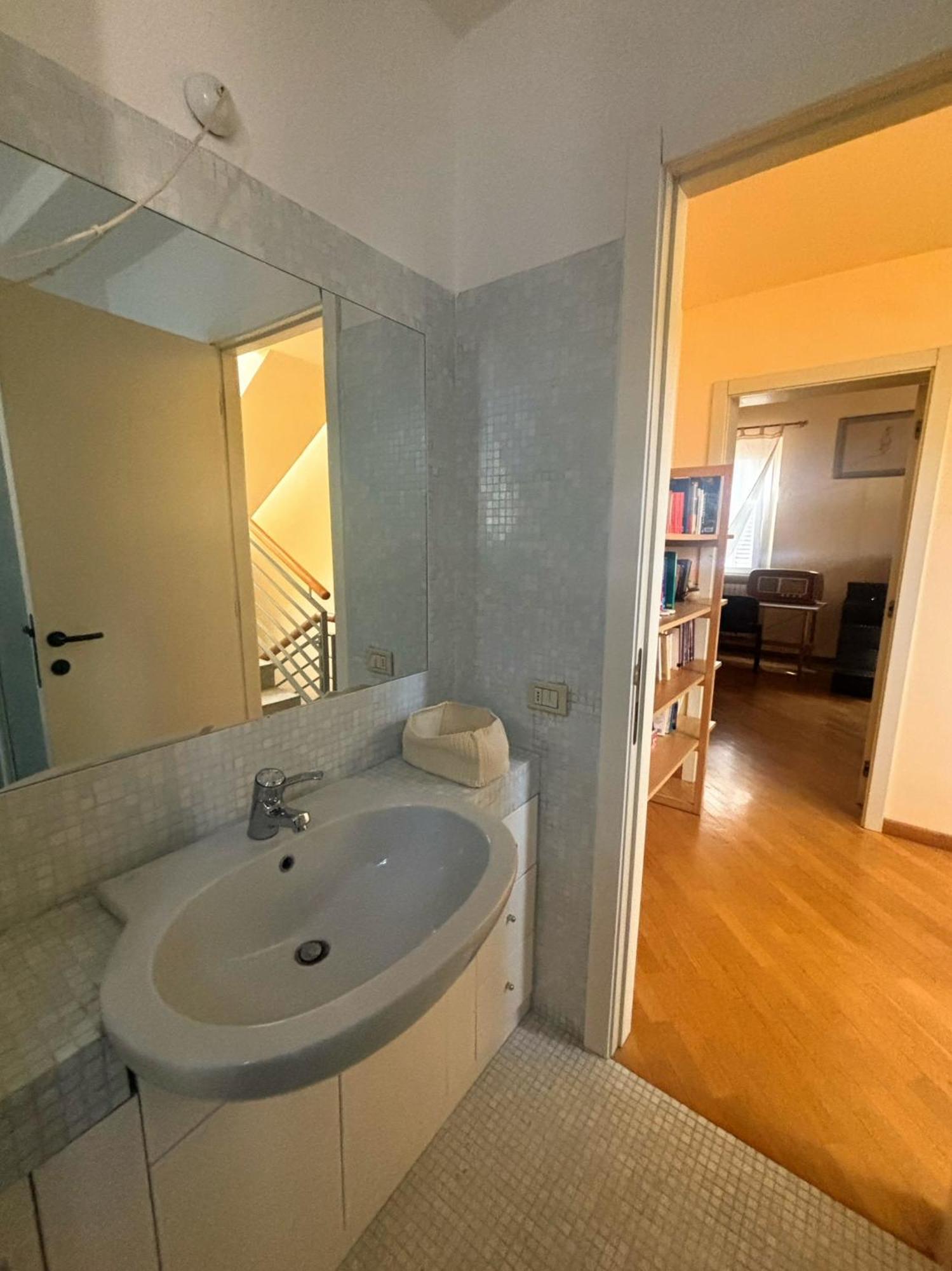 Domus Mirabilis Homestay Ancona Exteriör bild
