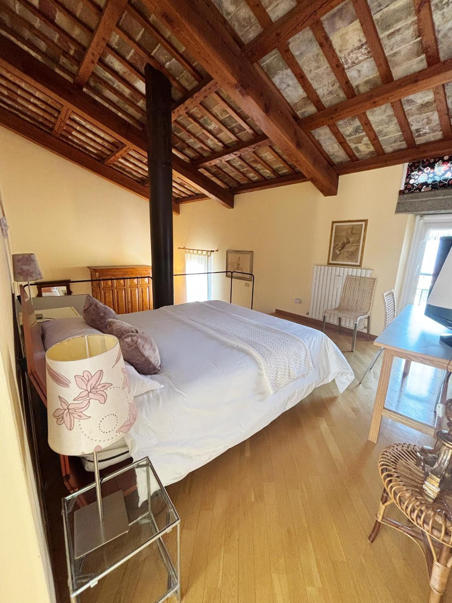 Domus Mirabilis Homestay Ancona Exteriör bild